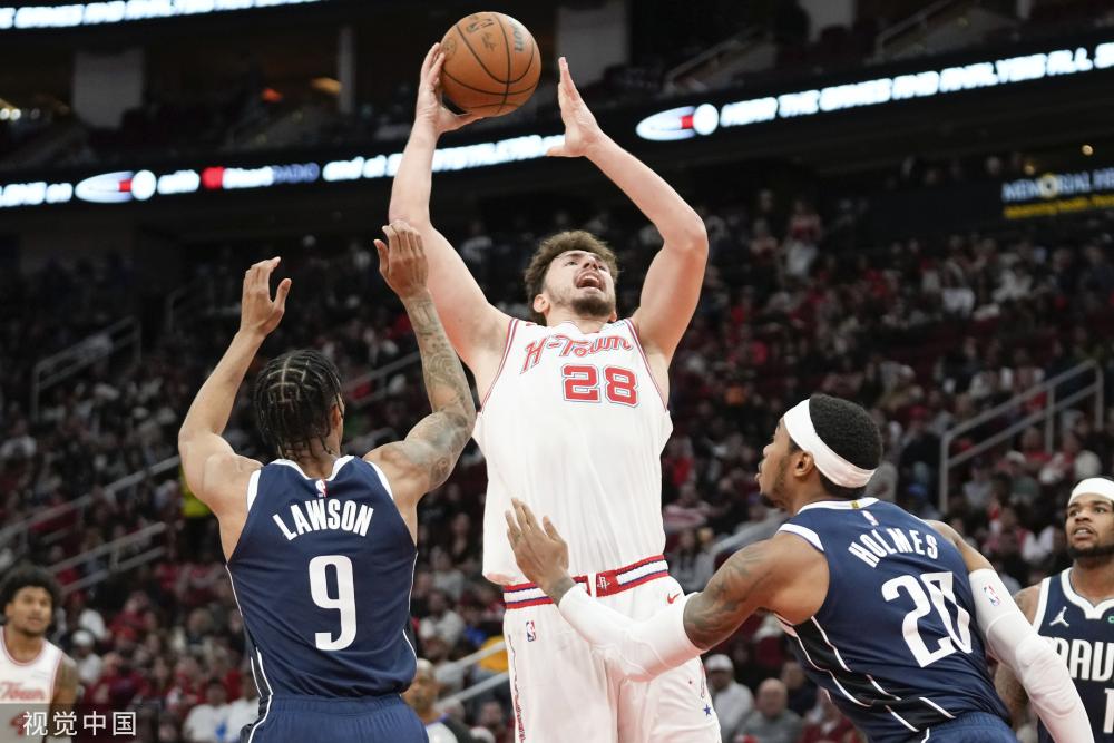 更看到了一 更看到了一