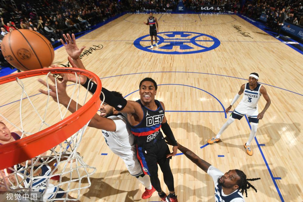 这一事件引 这一事件引