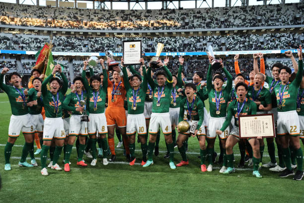 击败深圳 击败深圳